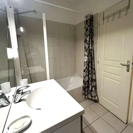 Lägenhet Climatise Avec Piscine A St Florent