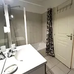 Apartman Climatise Avec Piscine A St Florent